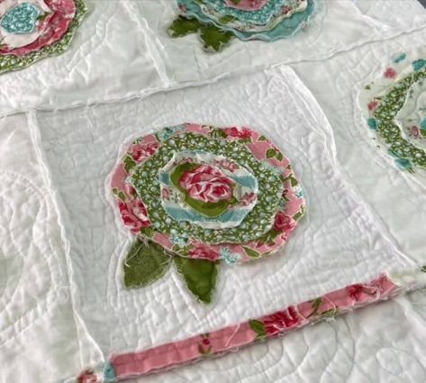 Easy Quilt As You Go Rose Garden Quilt Tutorial French Rose Quilt Pattern Free, French Roses Quilt Pattern, Cabbage Rose Quilt Pattern, Quilt As You Go French Rose, Rug Quilt Tutorial, Flower Rag Quilt, Shabby Chic Quilt Patterns Free, Rag Flower Quilt, Quilt As You Go Tutorial