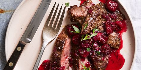 Cherry Steak Sauce, Cherry Dinner Recipes, Black Pepper Steak, Steak Dinners For Two, Cherry Sauce Recipe, Protein Dishes, Sour Cherry Recipes, Balsamic Steak, Blueberry Salad