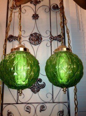 Vintage Retro Green glass swag hanging lamp lights Swag Lights, Swag Lamps, Eclectic Lamps, 70s Lamp, Swag Pendant Light, River Restaurant, Hanging Light Lamp, Cupcake Shop, Large Lamp