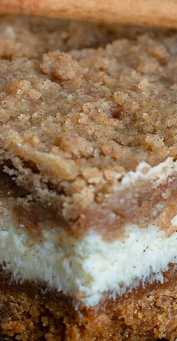 Cheesecake Snickerdoodle Bars #snickerdoodle #cheesecake #snickerdoodlebars #cheesecakebars Snickerdoodle Bars, Dessert Bar Recipe, Cheesecake Bars, Cookie Bar Recipes, Yummy Sweets, Savoury Cake, Cookie Desserts, Brownie Recipes, Sweets Treats