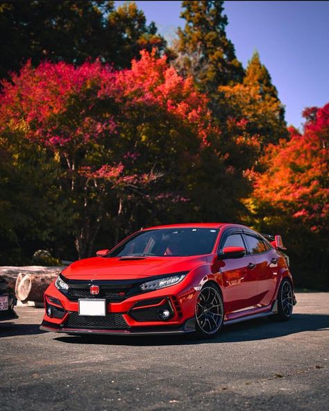 Honda civic type r fk8 Red Aesthetic Car, Cookies House, Honda Civic Type R Fk8, Road Trip Art, Cars Old, Honda Type R, Dibujos Toy Story, Honda Civic Car, Honda Civic Sport