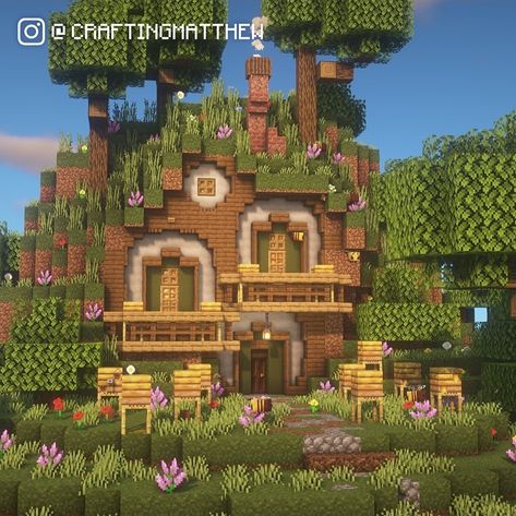 Cottagecore Hobbit House Minecraft, Cliff Side Village Minecraft, Minecraft Bee Keeper House, Pretty Minecraft Houses Vanilla, Minecraft Moss Cottage, Bee Minecraft Build, Hobbit Home Minecraft, Beehive Minecraft, Minecraft Houses Cottages