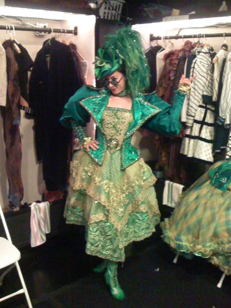 Ozian Costume Emerald City, Emerald City Outfit, Diy Shoe Covers Costume, Emerald City Fashion, Emerald City Theme Outfit, Emerald City Costume, Ozians Costumes, Emerald City Wizard Of Oz, Wizard Of Oz Musical