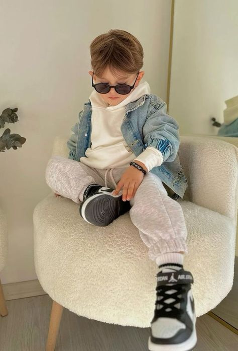 #kidsclothing #childrensfashion #trendykids #cuteoutfits #stylishkids #fashionforkids #kidswear #kidsootd #minifashionista #kidsclothes Magical Childhood, Cultural Background, Toddler Wearing, Kids Ootd, Boys Fits, Children Playing, Trendy Kids, Korean Girl Fashion, Stylish Kids