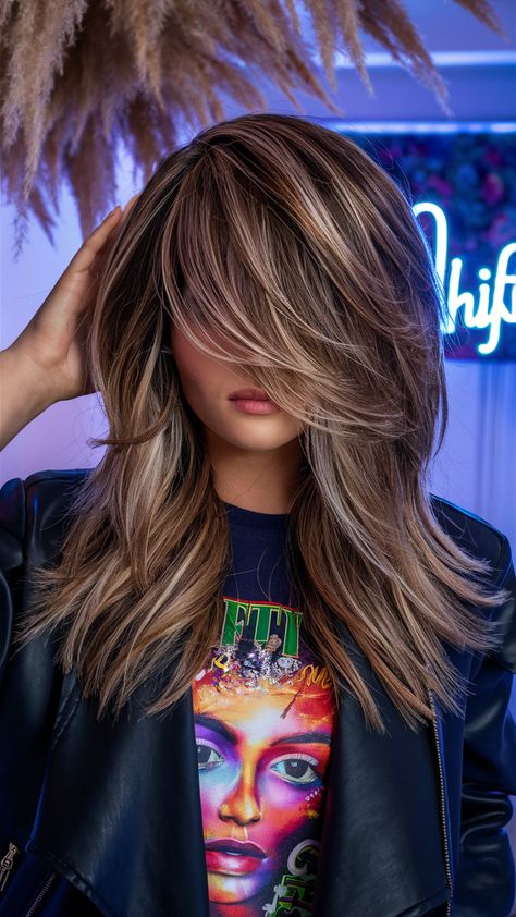 Layered Haircut 2025: 29 Fresh Ideas - Fall Update 2024 Shaggy Layered Haircut, Dimensional Highlights, Rachel Haircut, Long Layered Haircut, Shaggy Layers, Women Haircuts Long, Easy Hairstyles For Thick Hair, Medium Layered Hair, Medium Length Hair With Layers