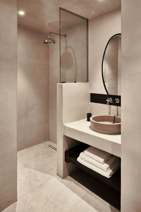 Hotel Bathroom Design, Small Hotel Room, Toilet And Bathroom Design, Concrete Bathroom, Bathroom Design Decor, Downstairs Bathroom, Hotel Bathroom, Bathroom Inspiration Decor, Small Bathroom Ideas