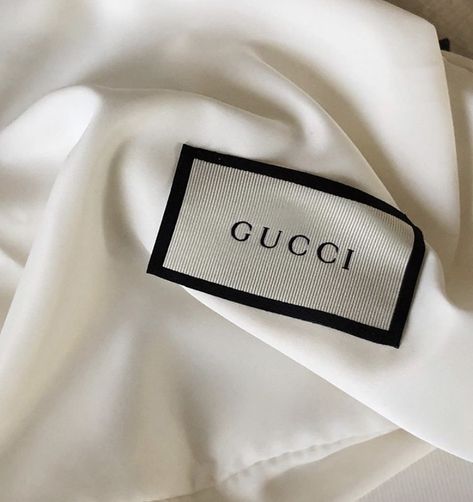 Gucci Aesthetic, Clothing Labels Design, Sofia Coppola, Classy Aesthetic, Lily Rose Depp, Foto Ideas Instagram, Black And White Aesthetic, Beige Aesthetic, Old Money Aesthetic