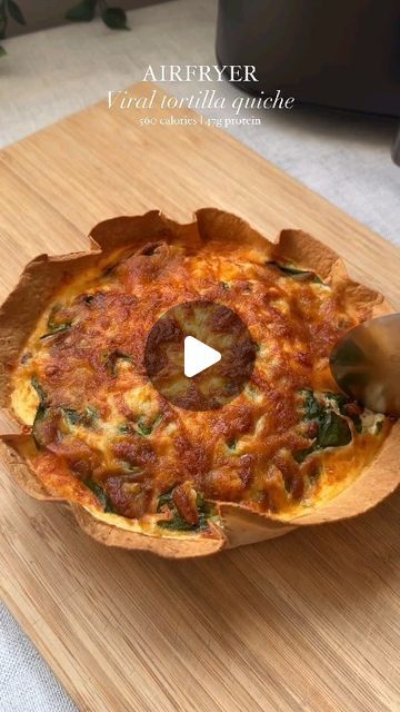 Jessica Smith ✨ on Instagram: "Air Fryer Tortilla Quiche 🔥  🫶 Follow @jessicas_kitchens for  Daily Food Recipes 🧀🍟🍕🍖✨❤️ ✨ Tag and share with your friends 🩷❤️  ....  ✨ Here's a recipe for an air fryer tortilla quiche :  ✨ Ingredients:  - 1 large tortilla - 2 large eggs - 1/2 cup shredded cheese (Cheddar or mozzarella work well) - 1/4 cup diced ham - 1/4 cup diced bell peppers - 1/4 cup diced onion - 1/4 cup chopped fresh parsley - Salt and pepper to taste  ✨ Instructions:  - Preheat the air fryer to 375°F (190°C). - In a large bowl, whisk together the eggs, cheese, ham, bell peppers, onion, parsley, salt, and pepper until well combined. - Place the tortilla in the air fryer basket and pour in the egg mixture. - Cook for 8-10 minutes or until the tortilla is crispy and the eggs are se Cottage Cheese Toppings, Eggs Cottage Cheese, Tortilla Quiche, Queso Cottage, Keto Guide, Low Carb Wraps, Tortilla Wrap, Cottage Cheese Recipes, Cheese Topping