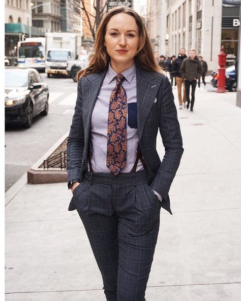 Women Suits Wedding, Made To Measure Suits, Women Wearing Ties, Woman In Suit, Woman Suit, To Start A Conversation, Gender Neutral Clothes, Suit Tie