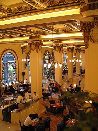 The lobby of The Peninsula Hotel Hong Kong. My favorite spot in the world for afternoon tea. Peninsula Hotel Hong Kong, Hong Kong Photography, Peninsula Hotel, Monsoon Rain, Classic Hotel, The Lobby, Hotel Interior, Hotel Lobby, Hotel Spa