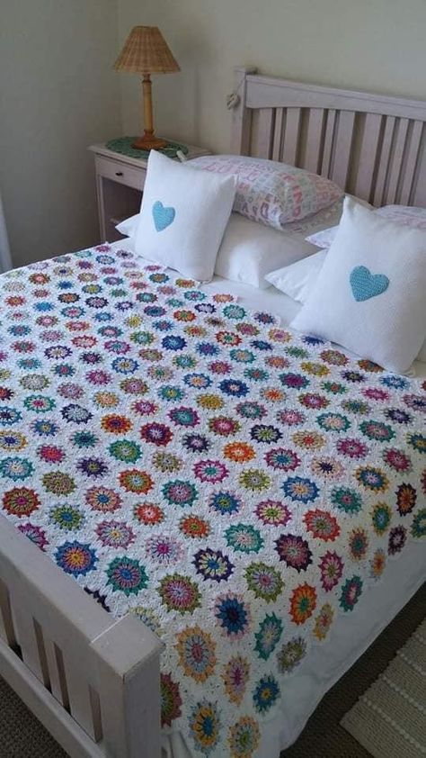 Crochet Bedding, Quick Crochet Blanket, Crochet Bedsheets, Lace Bedding Set, Crochet Tutorial Pattern, Crochet Bedspread Pattern, Crochet Blanket Designs, Crochet Curtains, Crochet Bedspread