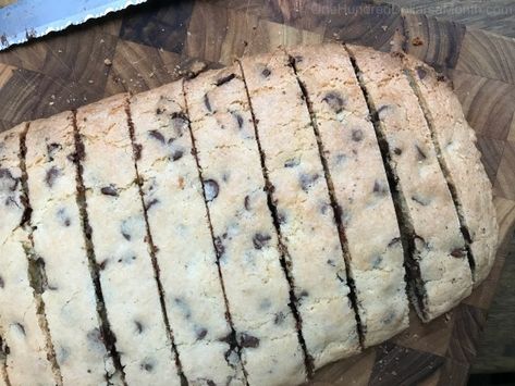 Chocolate Chip Biscotti - One Hundred Dollars a Month Chocolate Almond Biscotti Recipe, Chocolate Chip Biscotti Recipe, Best Biscotti Recipe, Chocolate Chip Biscotti, Almond Biscotti Recipe, Almond Biscotti, Biscotti Cookies, Biscotti Recipe, Holiday Foods