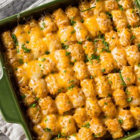 Tater Tot Recipe, Best Tater Tot Casserole, Pioneer Woman Chicken, Tater Tot Hotdish, Tater Tot Casserole Recipe, Chicken Tater Tot Casserole, Cowboy Casserole, Tater Tot Casserole Recipes, Tator Tots