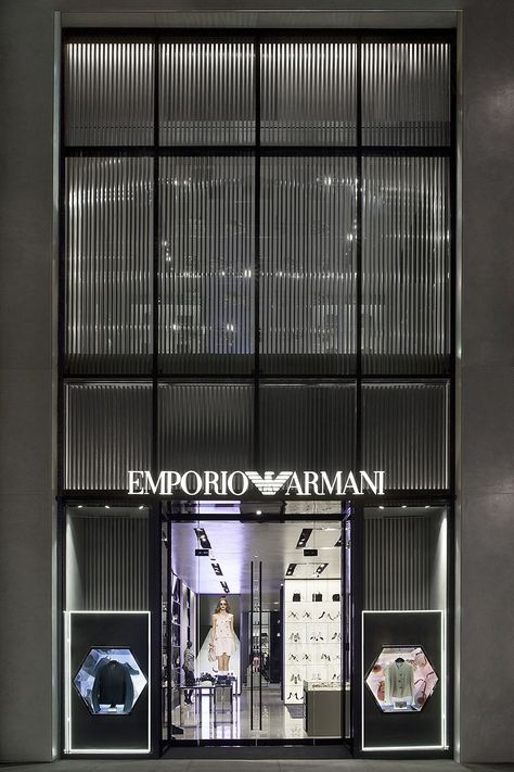 Emporio Armani opened a new store in Los Angeles. #emporioarmani #losangeles #thelocationgroup   #shopopening #storeopening #elocations Armani Store, Armani Shop, Creative Class, Rodeo Drive, Jaguar Car, California Art, Luxury Aesthetic, Store Opening, Design District