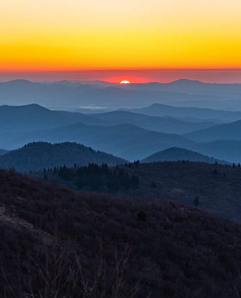 Blue Ridge Mountains Art, Blue Ridge Mountains North Carolina, 2023 Image, Mountain Landscape Photography, Mountain Pictures, Nc Mountains, Star Photography, Western North Carolina, Mountain Sunset