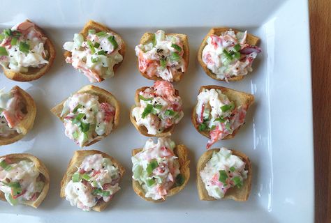 Easy Appetizer: Lobster Roll Bites Lobster Bites, Lobster Appetizers, Make Ahead Christmas Appetizers, Toast Cups, Lobster Tacos, Make Ahead Appetizers, How To Cook Lobster, Food Network Canada, Lobster Recipes