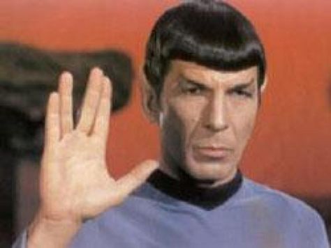 Give Me a Sign: The Stories Behind 5 Hand Gestures | Mental Floss Star Trek Painting, Star Trek Party, Star Trek Vi, Star Trek Tv Series, Star Trek Actors, Star Trek Cast, Star Trek 1966, Star Trek 2009, Star Trek Show