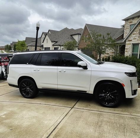 Cars For Big Families, White Escalade Black Rims, Blacked Out Suv, Big Cars For Family, Big Family Car, Family Cars Suv, Luxury Suv Cars, White Suv, Family Cars