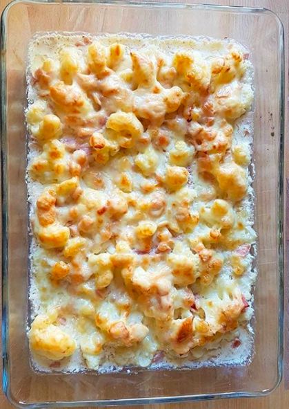 Healthy Frozen Dinners, Eggs And Bread, Chicken Patty Recipes, Best Frozen Meals, Frozen Chicken Recipes, Frozen Waffles, Frozen Potatoes, Frozen Dinners, Buzzfeed Tasty