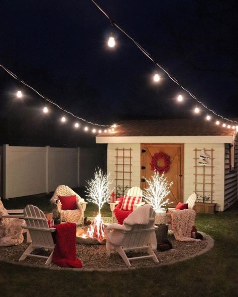 Christmas Party Snacks, Fire Pit Party, Fire Pit Decor, Winter Fire, Led String Lights Outdoor, Magical Night, Christmas Party Gift, Thanksgiving Table Settings, Backyard Inspiration