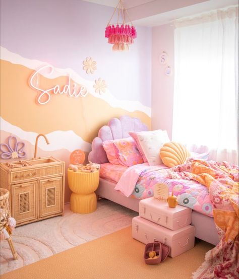 Funky Bedroom, Ideas Habitaciones, Kids Rooms Inspo, Toddler Bedroom Girl, Mermaid Room, Big Girl Bedrooms, Pink Bedroom Decor, Toddler Girl Room, Kids Bedroom Inspiration