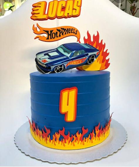 Hot Wheels Cake Simple, Bolo Hot Wheels, Hot Wheels Cake, Bolo Vintage, Hotwheels Birthday Party, Construction Cake, Hot Wheels Birthday, Hot Wheels Party, 60th Birthday Cakes