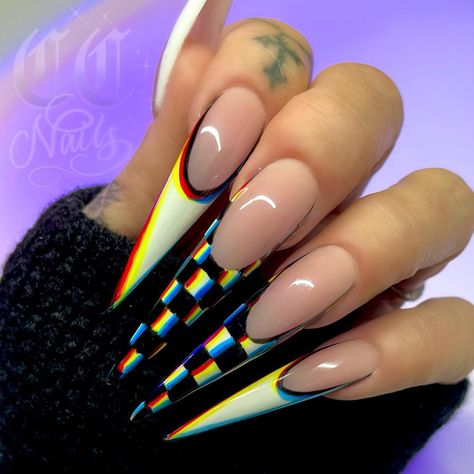 CCNAILS✨ | 🏁😵‍💫𝔾𝕃𝕀𝕋ℂℍ 𝕋𝕀ℙ𝕊😵‍💫🏁 these literarily made me dizzy 🥴 😅 ✅🎨 💅UPCOMING CLASSES 💅🎨✅ 📍 FRESNO, CA - August 27 & 28th Acrylic & Gel Art 2 day… | Instagram Glitch Nails, Gel Art, Acrylic Gel, August 27, Art Class, Austin Tx, Nails, Art