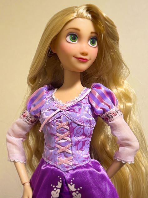 Disney Doll Repaint, Disney Princess Giselle, Rapunzel Fanart, Happy Birthday Doll, Disney Princess Doll Collection, Rapunzel Doll, Disney Barbie Dolls, Mermaid Barbie, Disney Animator Doll