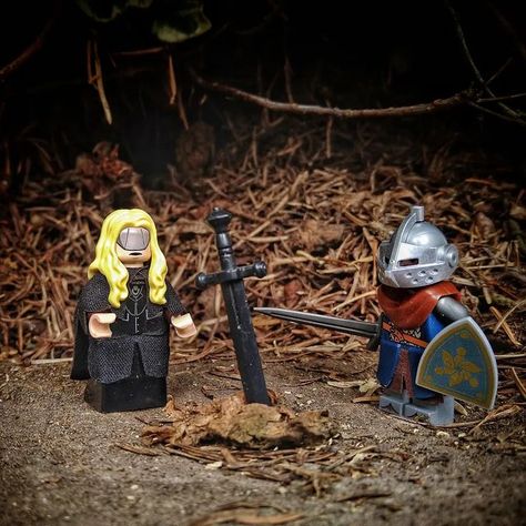 Lego Dark Souls, Knights Medieval, Lego Kingdoms, Medieval Lego, Fire Keeper, Lego Dnd, Lego Medieval, Lego Head, Lego Knights