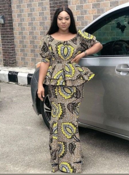 Creative Ankara Skirt-Blouse Styles & 50 Designs for Modest Ladies – OD9JASTYLES African Skirt And Top, Best African Dress Designs, Ankara Skirt And Blouse Styles, African Skirt, African Blouses, Ankara Tops, Ankara Skirt And Blouse, African Outfits, African Skirts