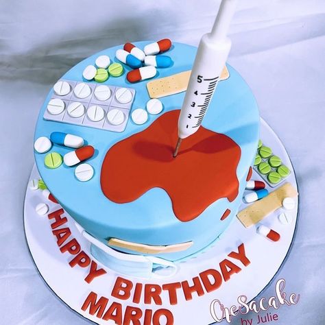 Cre8acake by Julie on Instagram: “Birthday cake for pharmacy student #chemist #pharmacy #birthdaycake #fakeblood #needle #pillpopper #tablets #pills #caketoppers…” Pharmacy Cake Ideas, Pharmacy Cake, Pharmacy Student, Cookie Pie, 20th Birthday, Cake Cookies, Birthday Cakes, Cake Ideas, Pharmacy