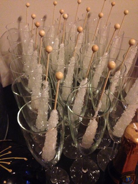 Rock candy in champagne flutes Rock Candy Champagne, Candy Centerpiece, Hawaiian Party Decorations, Magic Party, Winter Wonderland Baby Shower, Candy Drinks, Blue Candy, Wedding 2025, Hawaiian Party