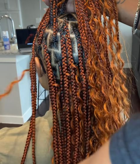 Ginger Braids With Curly Ends, Fall Braid Colors, Colour 350 Knotless Braids, Cruise Braids, Fall Box Braids, Orange Knotless Braids, Hair Inspp, Colourful Braids, Braid Hair Dos