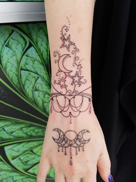 Henna Inspired wrist and forearm tattoo with witchy moon and stars and gems. #hennainspired #inkedgirls #tattooedgirls #startattoo #moontattoo #tattooideas Star Tattoo On Wrist, Wicca Tattoo, Pagan Tattoo, Simple Wrist Tattoos, Simple Forearm Tattoos, Wiccan Tattoos, Small Forearm Tattoos, Henna Tattoo Hand, My Tattoos