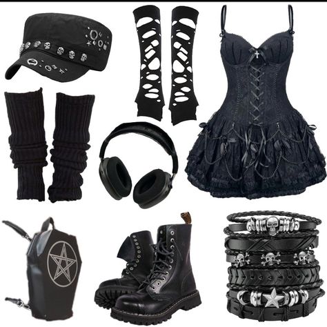 2000s Vampire, Goth Fits, Dark Princess, Goth Clothing, Alt Outfits, 2000s Fashion Outfits, Estilo Punk, Swaggy Outfits, Gothic Outfits