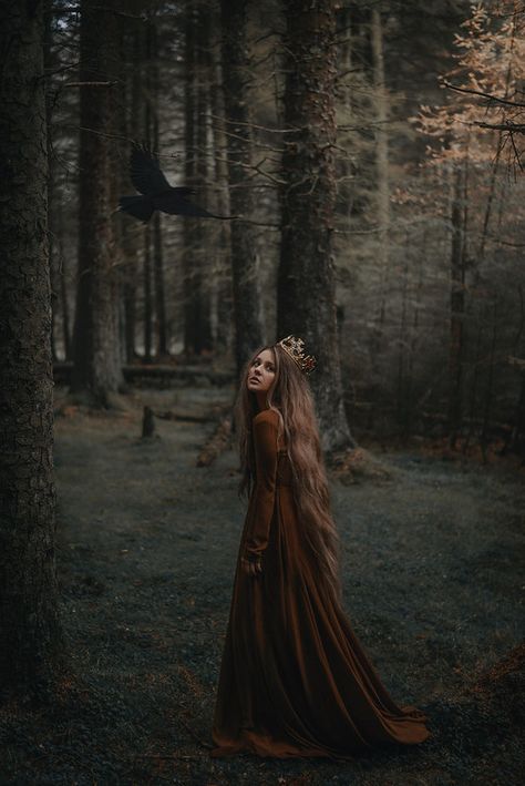 Fairytale Aesthetic, Dark Fairytale, Fairytale Photography, Fantasy Photography, Foto Tips, Halloween Photoshoot, Witch Aesthetic, Princess Aesthetic, Foto Art