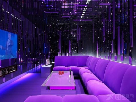 Vip Room Club Nightclub, Aesthetic Nightclub, Purple Restaurant, 80s Interior Design, Home Theater Room Design, Theater Room Design, Karaoke Room, 80s Interior, Luxury Master Bathrooms