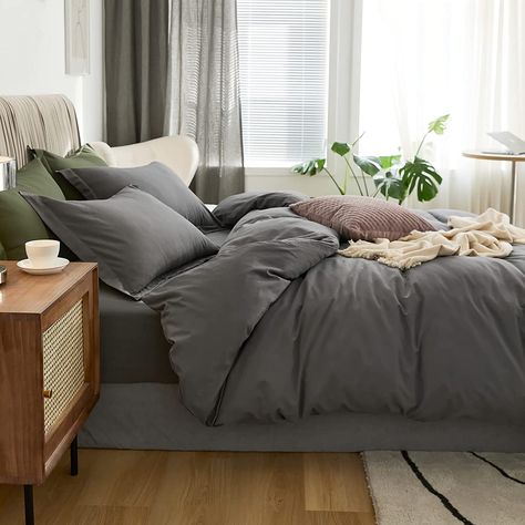 Gray Duvet Cover Bedroom Ideas, Dark Grey Bed Cover, Dark Grey Bed Bedroom, Black Duvet Cover Bedroom Ideas, Dark Gray Bedding Ideas, Dark Grey Bedding Ideas, Dark Gray Bedding, Grey Bed Covers, Gray Bed Set