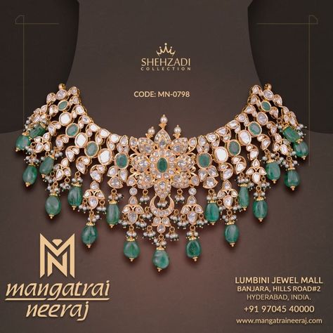 Polki Diamond Emerald Choker Necklace ~ South India Jewels Emerald Choker, Kundan Jewellery Bridal, Choker Designs, Bridal Jewellery Design, Antique Jewellery Designs, Gold Necklace Indian Bridal Jewelry, Polki Necklace, Bridal Diamond Jewellery, Indian Jewellery Design Earrings