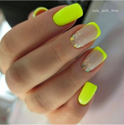 Neon Yellow Nails, Neon Nail Designs, Summer Manicure, Simple Gel Nails, Vacation Nails, Nails Only, Neon Nails, Hot Nails, Yellow Nails