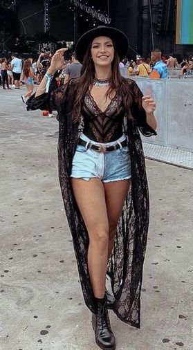 Coachella pants outfit