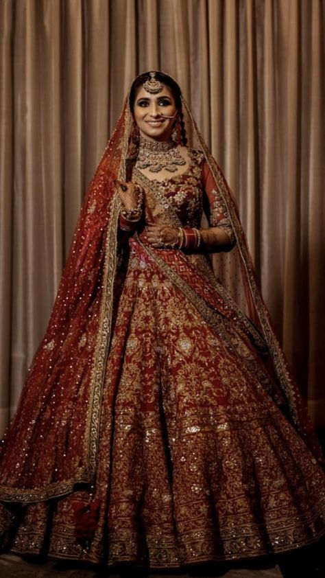 Braid Poses, Bridal Lengha Red, Beautiful Lehangas, Bride Lengha, Rajput Wedding, Sabyasachi Lehenga Bridal, Designer Bridal Lehenga Choli, Red Bridal Dress, Bridal Lehenga Designs