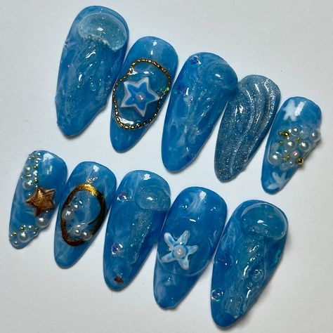 Jellyfish and ocean inspired 3D nails!! 🪼🌊 • • • #nails #nailart #nailsofinstagram #gelnails #beauty #nailsart #nail #nailsdesign #nailartist #naildesigns #nailartist #nailpolish #nailinspo #inspire #gelpolish #pressons #shopify #expolrepage #smallbusiness #custompressons #handpainted #jellyfishnails #oceannails #3dnails #bluenails Jellyfish Nails, Ocean Inspired, Ocean Inspiration, 3d Nails, Nails Nails, Nails Nailart, Blue Nails, Nail Artist, Jellyfish