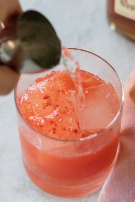 Strawberry Hennessy Recipe - Sugar and Charm Strawberry Hennessy Drink Recipe, Strawberry Hennessy, Tgi Fridays, Strawberry Syrup, Sweet Drinks, Club Soda, Nutrition Labels, Drink Recipe, Recipe Images