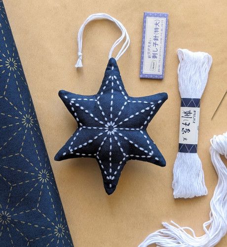 Sashiko Christmas Star Decoration Kit (5 pack) Navy Sashiko Projects Ideas, Christmas Sashiko, Sashiko Christmas, Sashiko Christmas Tree, Sashiko Christmas Ornaments, Sashiko Ornaments, Sashiko Star Pattern, Small Sashiko Projects, Sashiko Bookmark