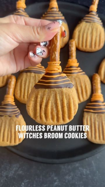 Melissa on Instagram: "FLOURLESS PEANUT BUTTER WITCHES BROOM COOKIES🧹🧙🏻‍♀️

Welcome to episode 35 of @melissas_healthykitchen spooky eats series. Today it’s how to make gluten free flourless peanut butter witches broom cookies. Such an easy and fun Halloween dessert idea.

Save this post for later and follow along for more spooky eats!

Flourless Peanut Butter Witches Broom Cookies
Makes 15 cookies
Cookie Ingredients:
1 cup creamy organic peanut butter (substitute sunflower butter to make nut free)
1 cup maple sugar + 1/4 cup for rolling in (substitute any sugar you like)
1 large pasture raised organic egg
1/2 tsp salt
1 tsp vanilla extract

Additional ingredients needed:
1 cup chocolate chips of choice 
1/2 cup white chocolate chips of choice 
Dye free orange food coloring
15 Gluten fr Halloween Desserts Gluten Free, Peanut Butter Substitute, 15 Cookies, Fun Halloween Desserts, Cookie Ingredients, Orange Food, Witches Broom, Orange Food Coloring, Butter Substitute