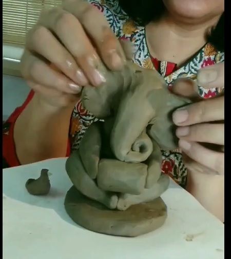 How To Make Clay Ganesha At Home, Ganesha Idol Clay Making, Clay Ganesha Handmade Diy, Clay Ganesha Handmade Step By Step, Ganesh Idol Clay, Ganesha Idol Clay, Clay Ganesha Handmade, Diy Ganesha Idol, Ganesha Decoration