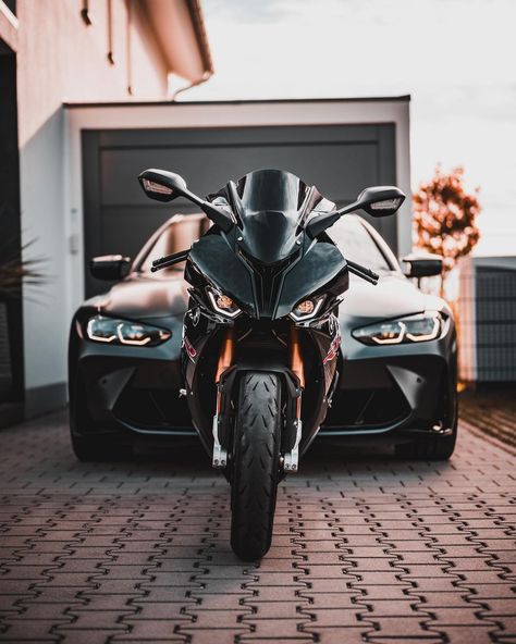 BMW - Rami Nasri on Instagram: “BMW M4 Competition Coupé G82 + BMW S1000RR Frozen dark grey In-line 6 Cylinder 510 Hp @ 6250 rpm Torque 650 NM @ 2750-5500 rpm 0-100…” Bmw M4 Competition, M4 Competition, Bmw Motorbikes, Motos Bmw, Bike Bmw, Kawasaki Bikes, Image Moto, Bmw Sport, Biker Photoshoot