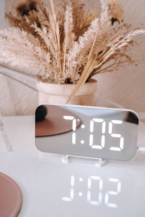 Glass Alarm Clock, Alarm Clock 7am, Cute Clocks Digital, Bedside Table Alarm Clock, 7am Clock Aesthetic, 7 Am Alarm Clock Aesthetic, Early Morning Alarm Clock Aesthetic, 7 Am Clock Aesthetic, Cute Alarm Clock Aesthetic