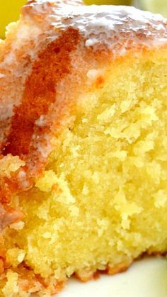 7-Up Pound Cake ~ This cake is AMAZING... The flavor is so out of control awesome and the cake itself is dense, tender and moist. It’s buttery, sweet, and citrusy thanks to the zip from lemons and limes. 7 Up Pound Cake, 7 Up Cake, 7up Pound Cake, Lemons And Limes, Pound Cake Recipe, Torte Cupcake, 7 Up, Gateaux Cake, Bundt Cakes Recipes